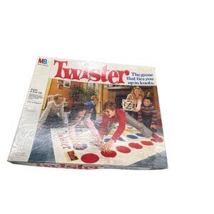 Twister Game Milton Bradley Co. Complete Set With Box & Instructions 1966 Vtg